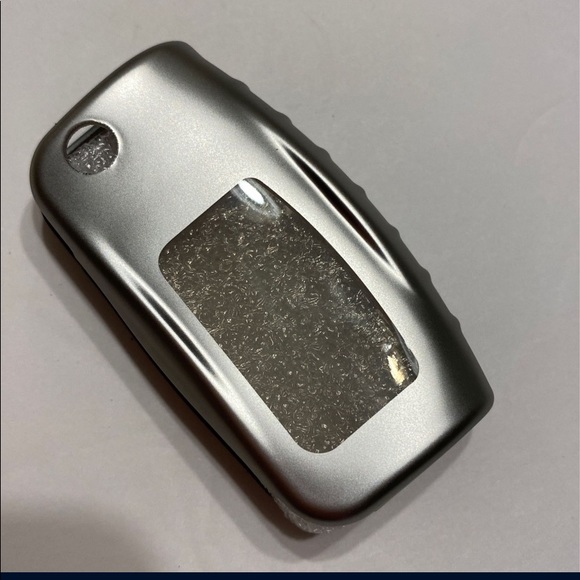 Silver tone Silicone key fob cover case for Ford 3 button car flip Key fob - Picture 2 of 3